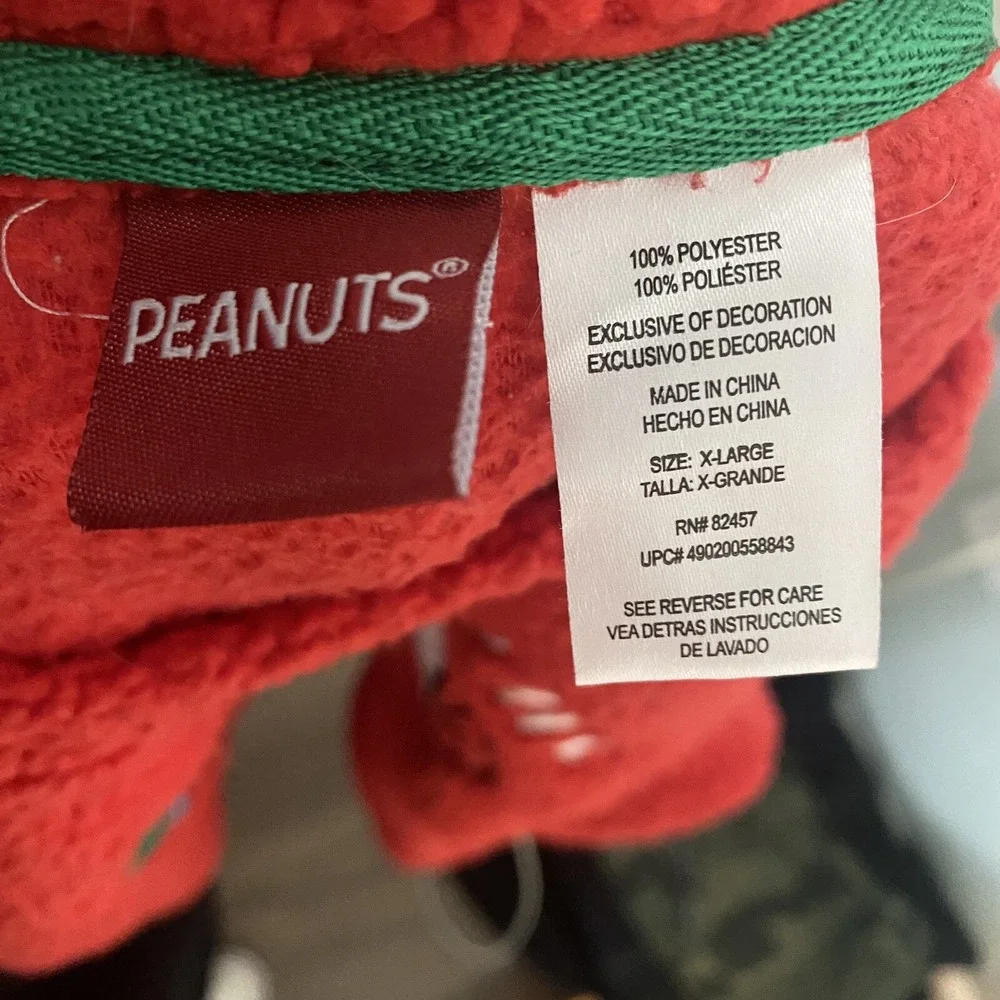 Peanuts the season Sherpa pull‎ over sweater youth extra large Christmas